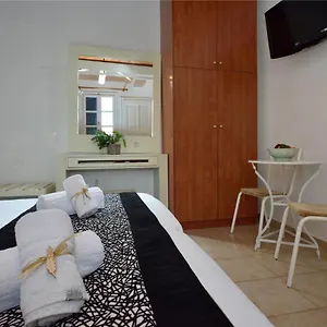 Adonis Apartman Kaló Livádi